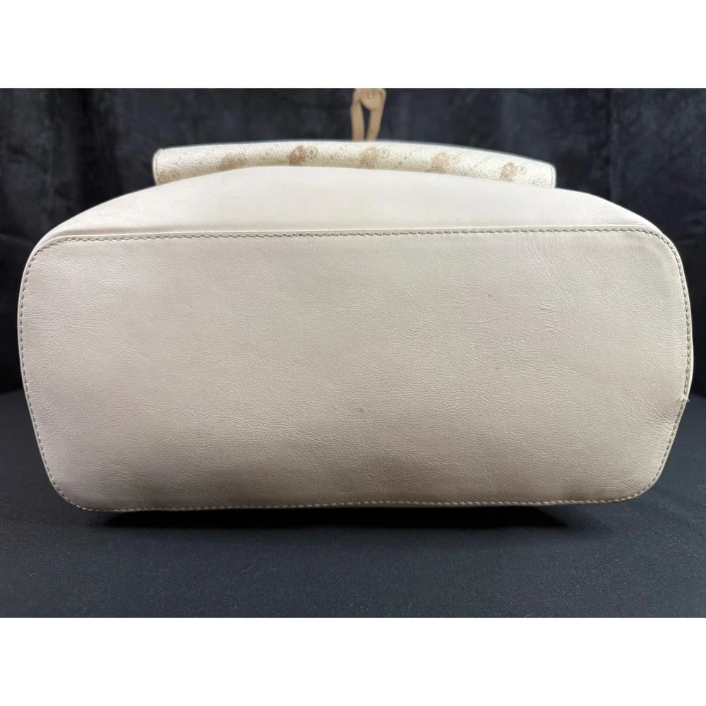 Coach Court Backpack Signature Horse and Carriage Chalk White Leather C4135